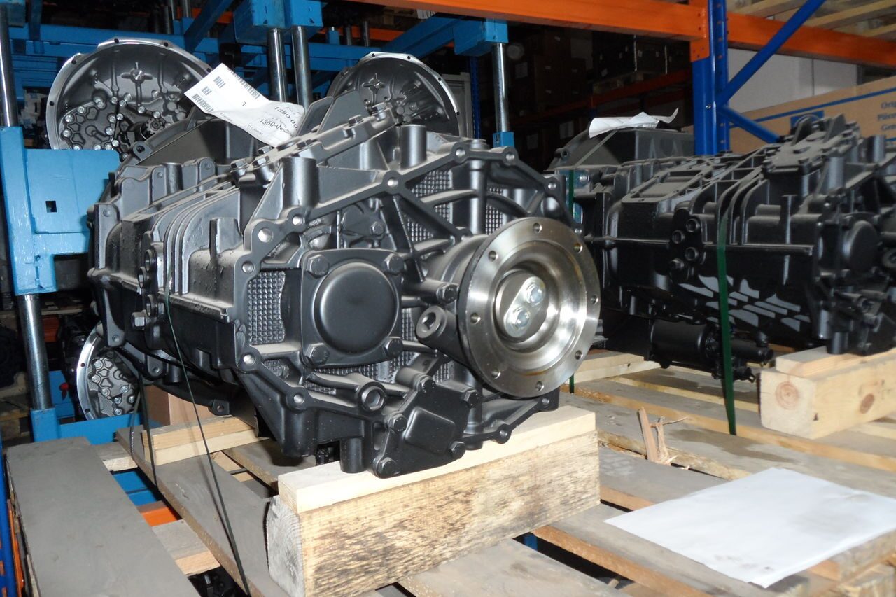 Коробка переключения передач в сборе ZF 6 S 1200 номер 1350.003.006 на  автобусы